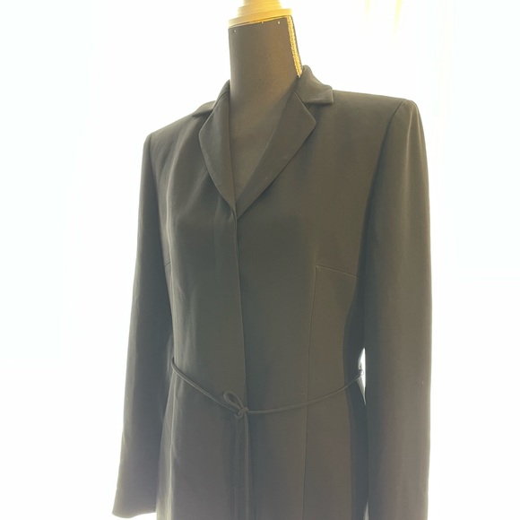 Ann Taylor size 6 black blazer with string accent belt - Picture 3 of 9